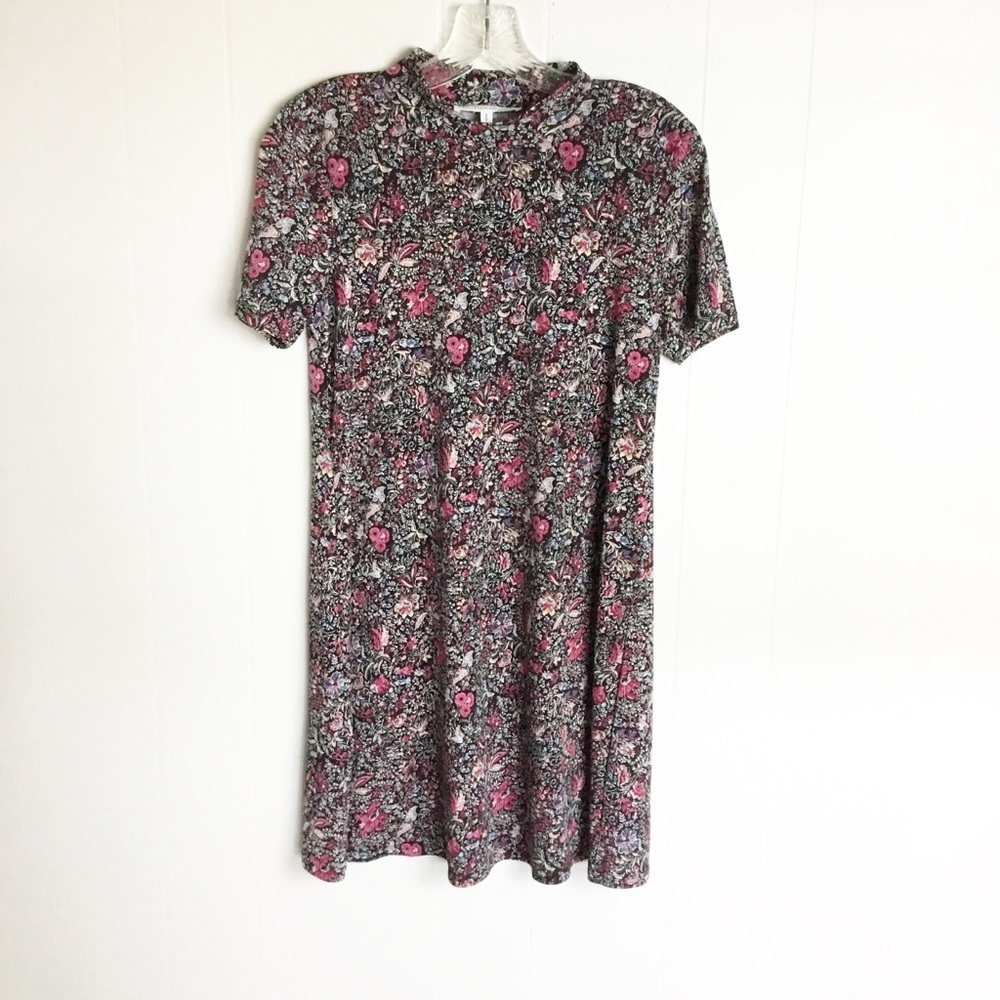 BCBG Eneration Dress Size S Floral Black Soft